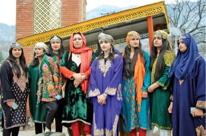 Kashmiri girls